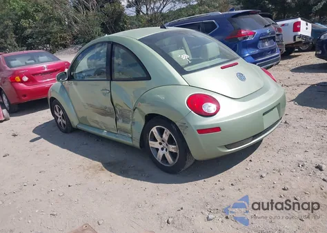 2006 Volkswagen New Beetle 2.5 из США, поврежденный, VIN 3VWRW31C36M403361